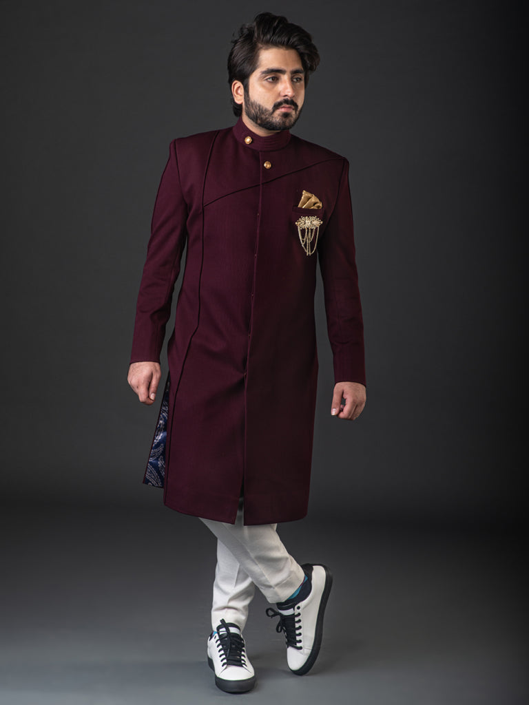 MAROON ACHKAN